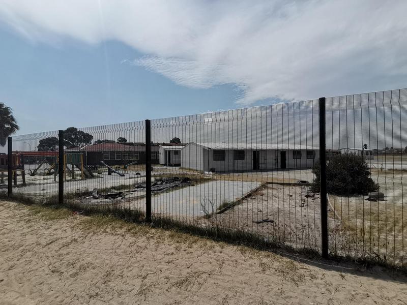 To Let 2 Bedroom Property for Rent in Electric City Western Cape
